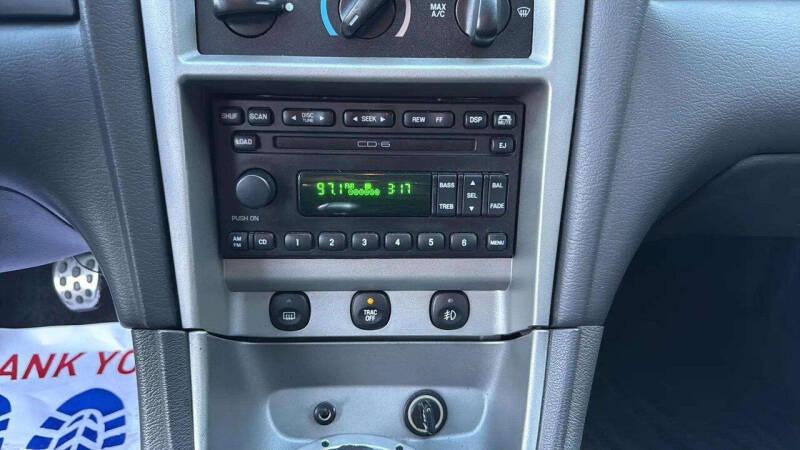 2003 Ford Mustang Mach 1 Premium