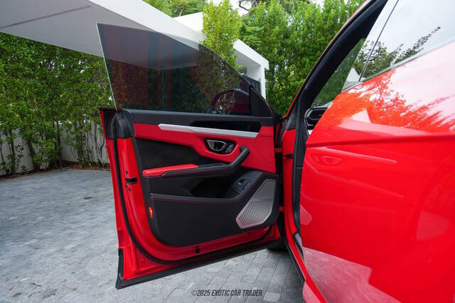 2019 Lamborghini Urus