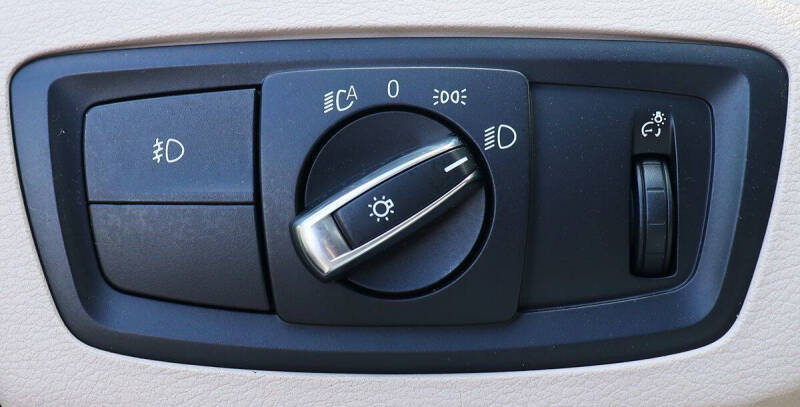 2019 BMW X1 sDrive28i