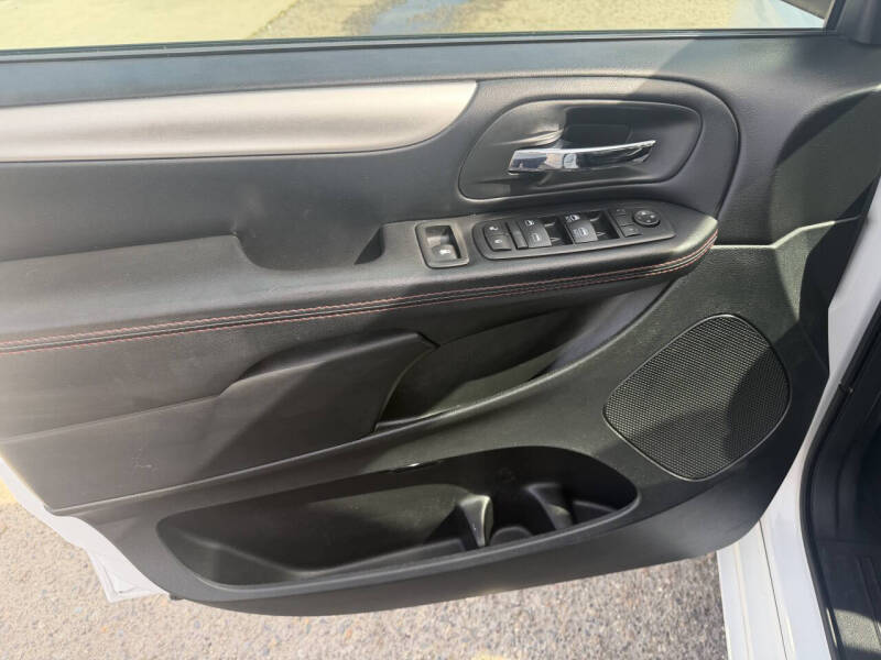 2016 Dodge Grand Caravan R/T