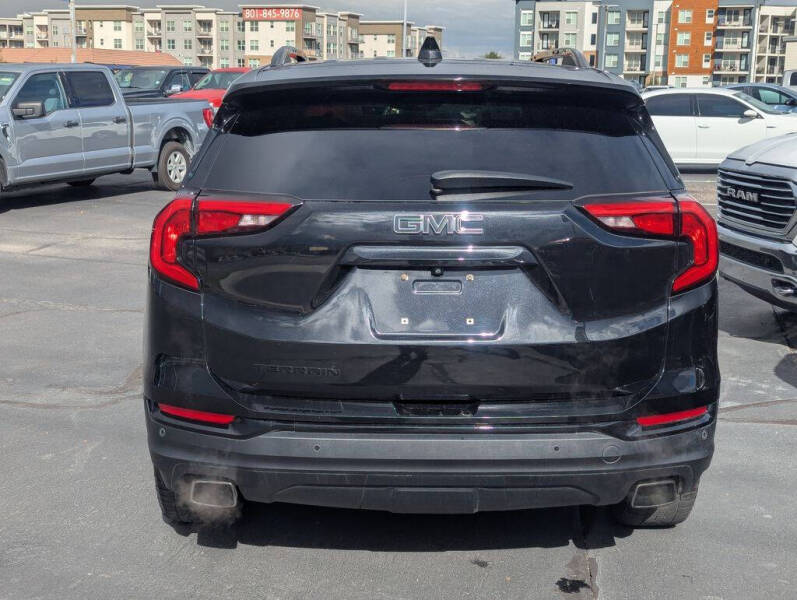 2020 GMC Terrain SLT