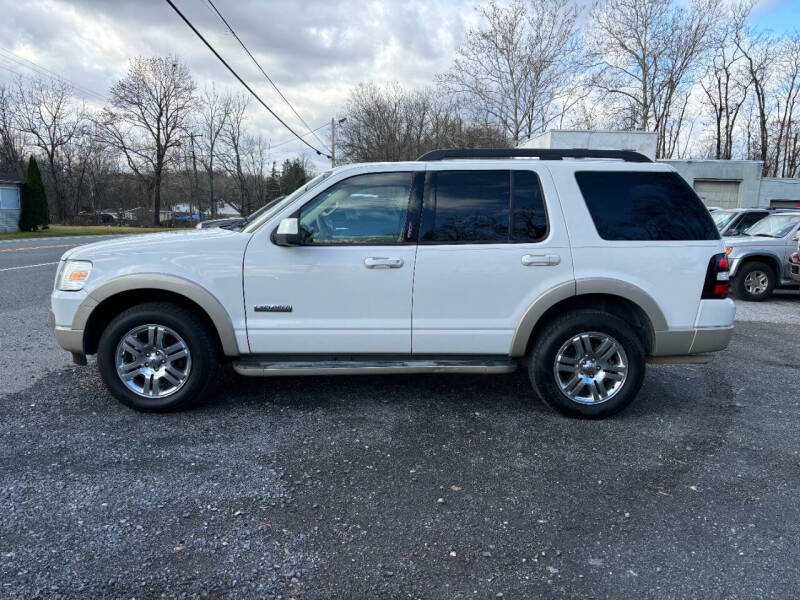 2008 Ford Explorer Eddie Bauer photo 2