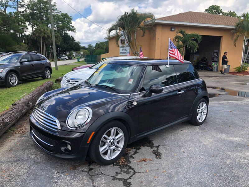 2013 MINI Hardtop for sale at Palm Auto Sales in West Melbourne FL