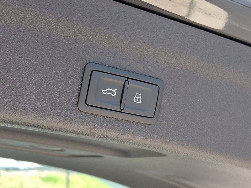 2025 Audi A6 allroad quattro Premium Plus 55 TFSI