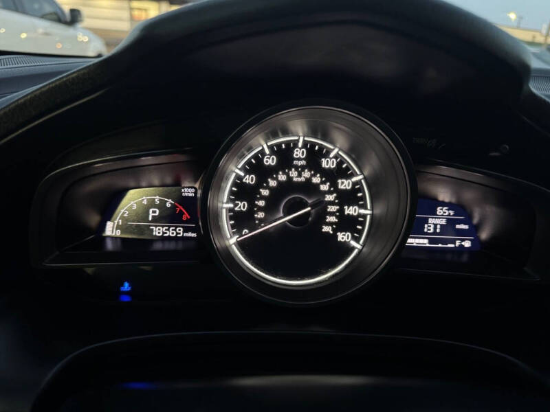 2017 Mazda MAZDA3 Touring