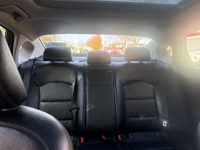 2017 Kia Cadenza Premium