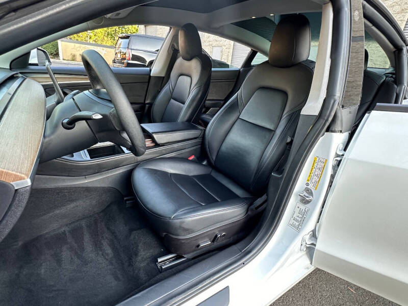 2022 Tesla Model 3 Base photo 17