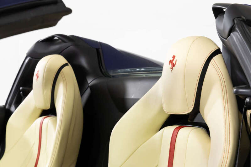 2021 Ferrari 812 GTS