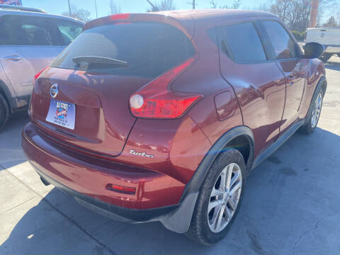 2011 Nissan JUKE S