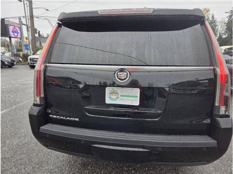 2015 Cadillac Escalade ESV Premium