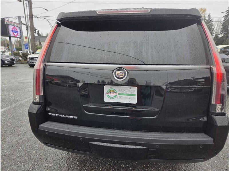 2015 Cadillac Escalade ESV Premium