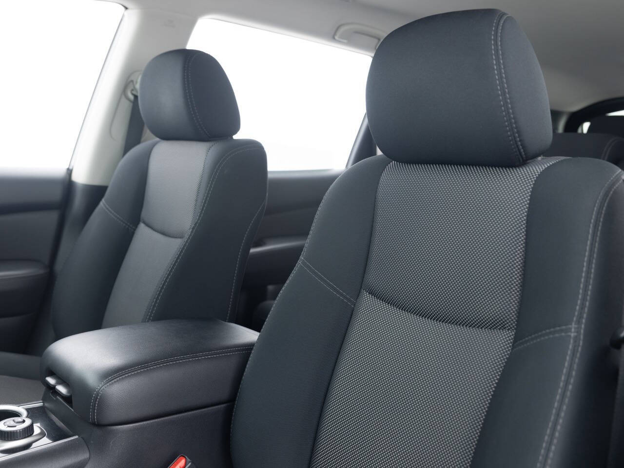 Used Car 2018 Nissan Pathfinder  S 4x4 4dr Suv For Sale Under $15,000 In Coal City, Illinois