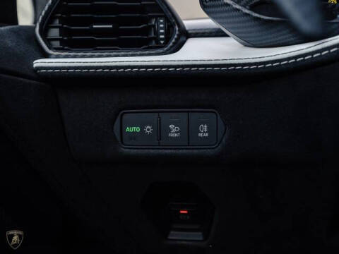 2024 Lamborghini Revuelto