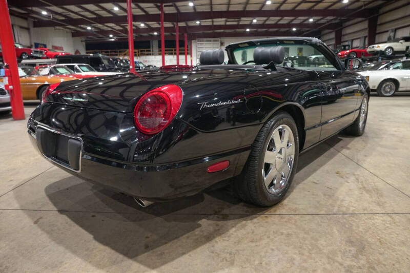 2002 Ford Thunderbird Deluxe