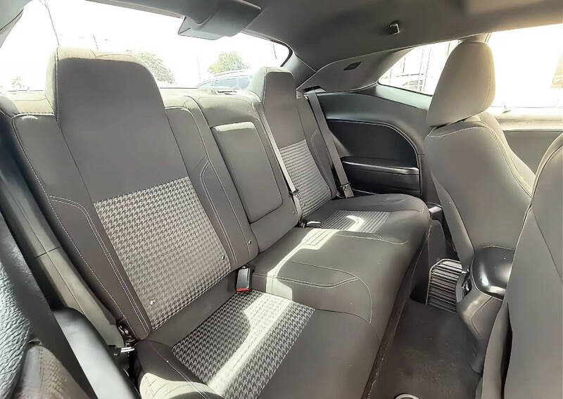 2020 Dodge Challenger SXT