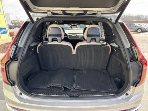 2025 Volvo XC90 B5 Plus Bright Theme 7P