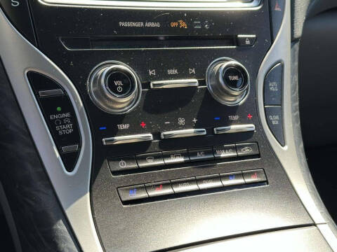 2019 Lincoln Nautilus Reserve