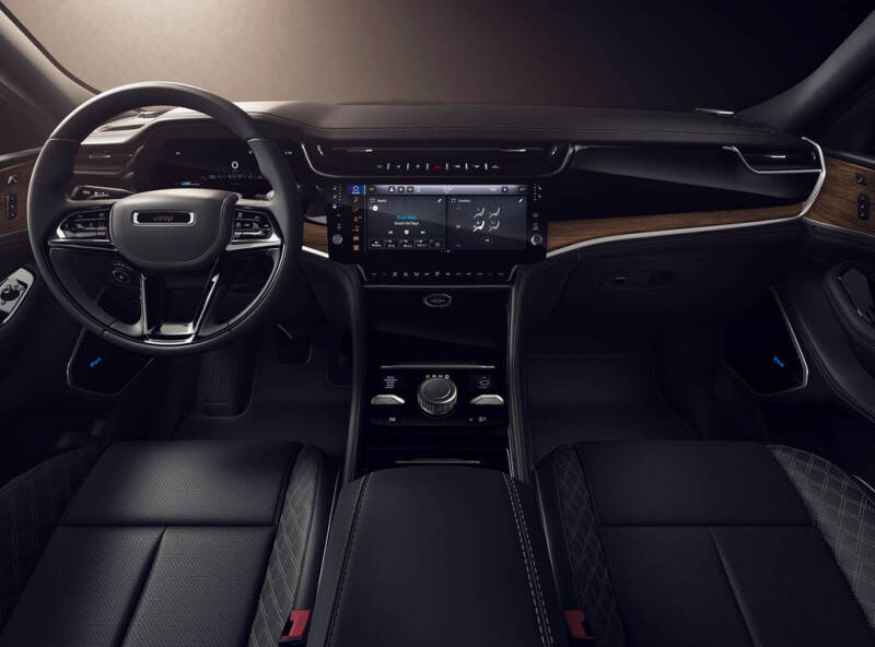 2026 Jeep Grand Cherokee Summit