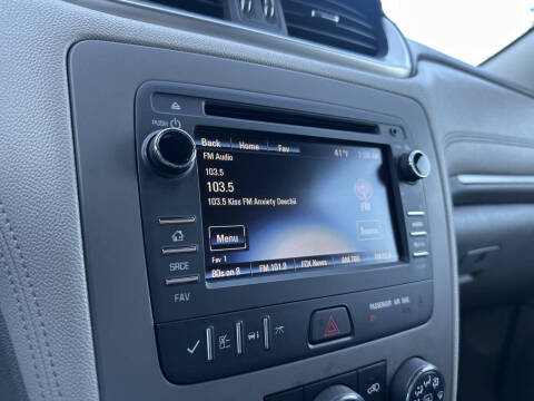 2017 Chevrolet Traverse LS