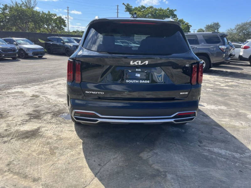 2023 Kia Sorento Plug-In Hybrid SX Prestige