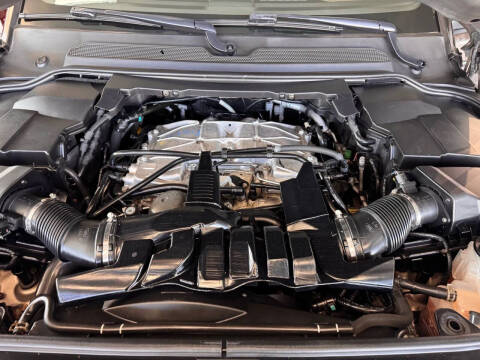 2016 Land Rover LR4 HSE LUX