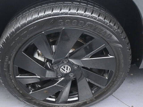 2024 Volkswagen Taos SE 4Motion