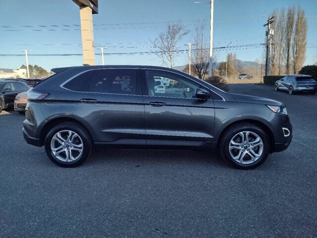 2018 Ford Edge Titanium