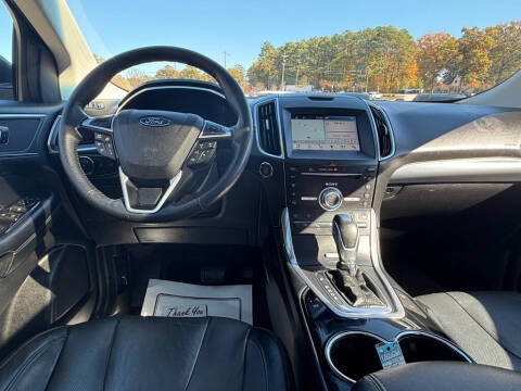 2017 Ford Edge Titanium