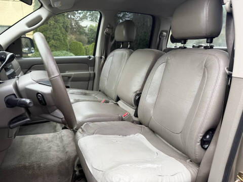 2004 Dodge Ram 1500 SLT