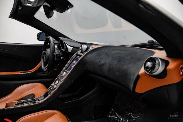 2013 McLaren MP4-12C Spider