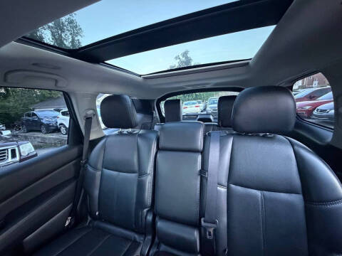 2017 Nissan Pathfinder Platinum