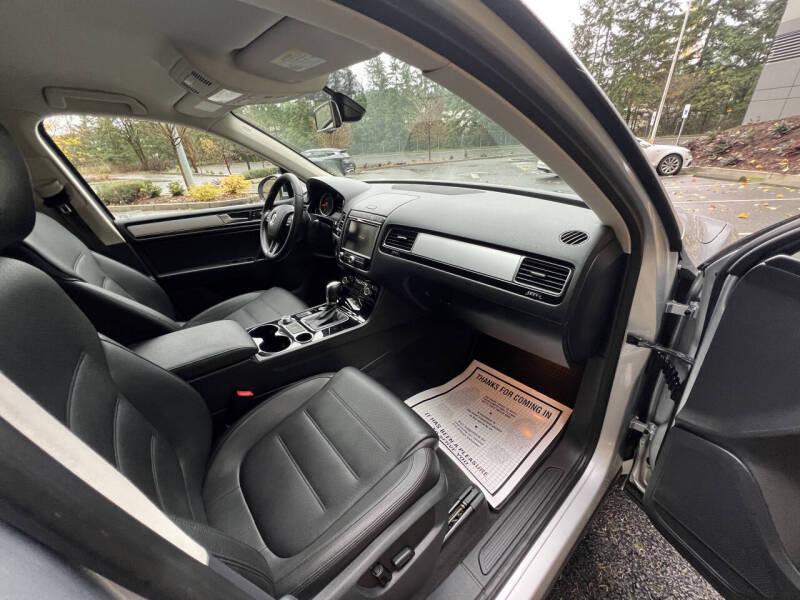 2016 Volkswagen Touareg TDI Sport