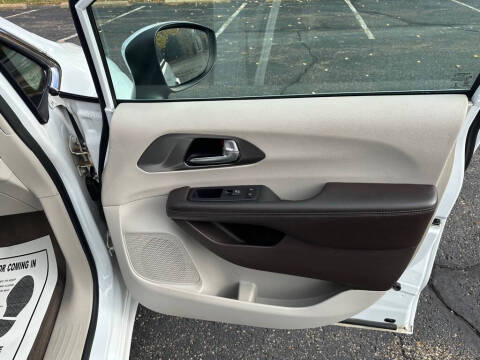 2017 Chrysler Pacifica Touring