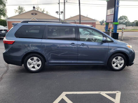 2015 Toyota Sienna