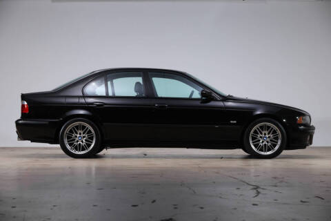 2002 BMW M5