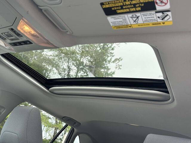 2019 Toyota RAV4 Hybrid XLE