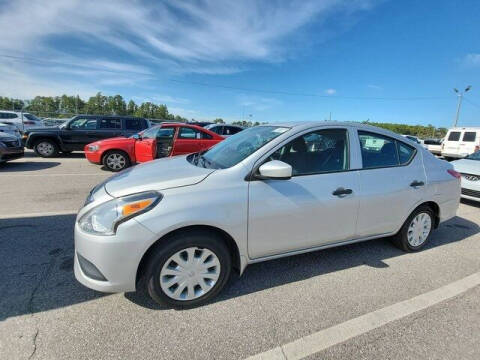 2019 Nissan Versa for sale at FREDY USED CAR SALES in Houston TX