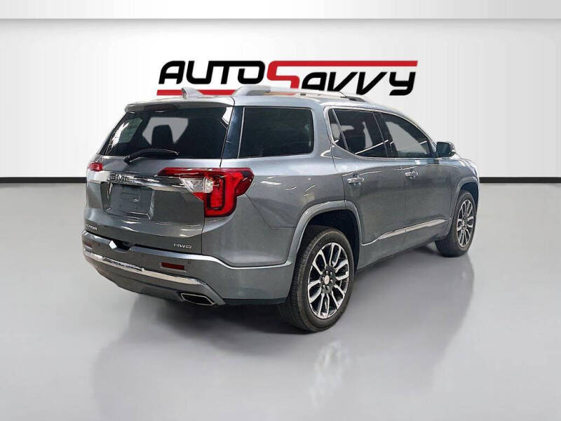2022 GMC Acadia Denali