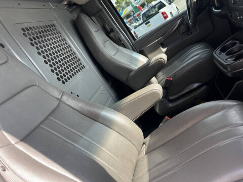 2021 Chevrolet Express 2500