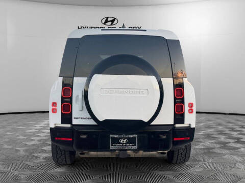 2024 Land Rover Defender 130 P400 X-Dynamic SE