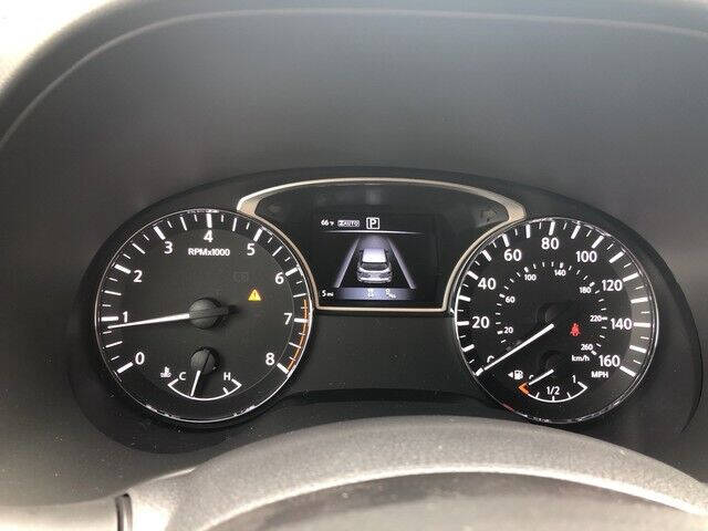 2019 Nissan Pathfinder SV