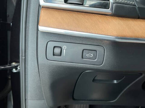 2017 Volvo XC90 T6 Inscription