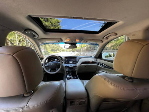 2013 Infiniti M37