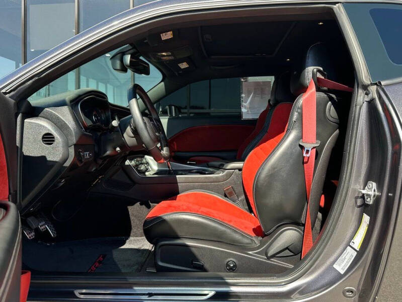 2016 Dodge Challenger SRT Hellcat