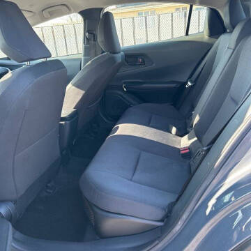 2024 Toyota Prius LE