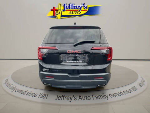 2022 GMC Acadia SLT