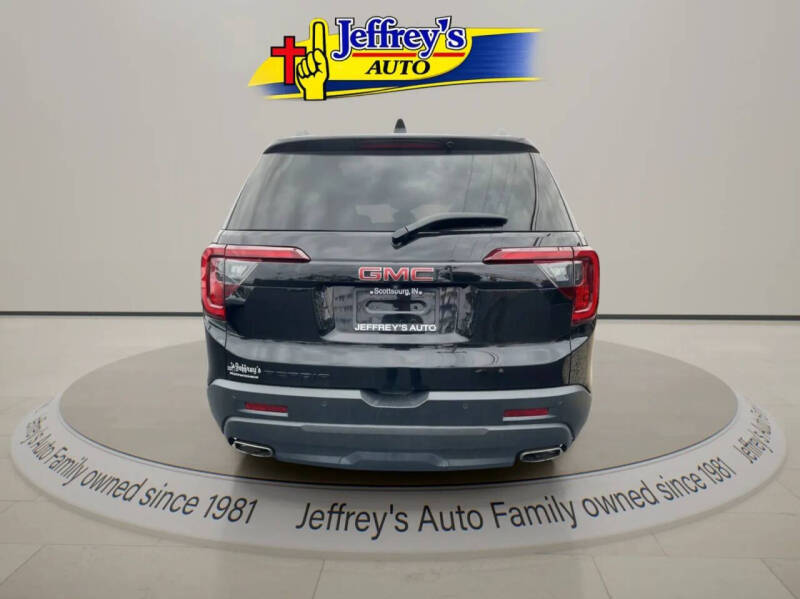 2022 GMC Acadia SLT