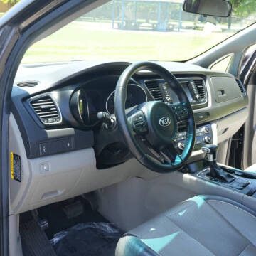 2017 Kia Sedona LX