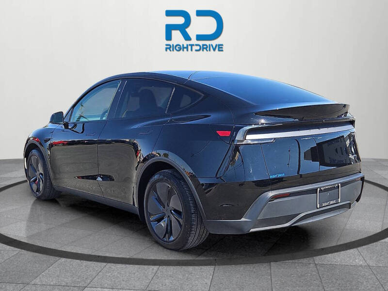 2026 Tesla Model Y Long Range