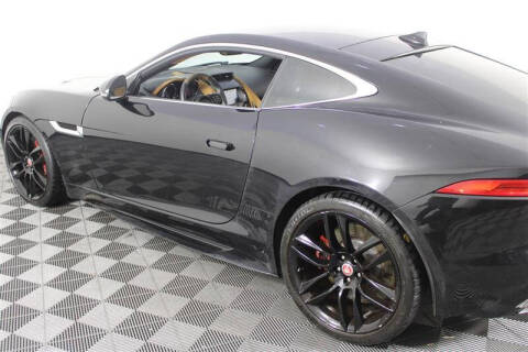 2016 Jaguar F-TYPE R